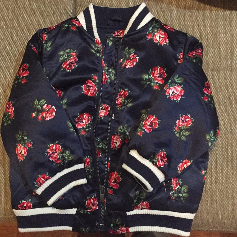 NEVER WORN! baby gap size 4 flower bomber